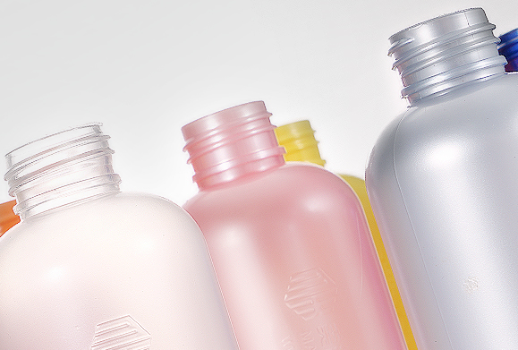 Non-bubble type frosted glass bottle label